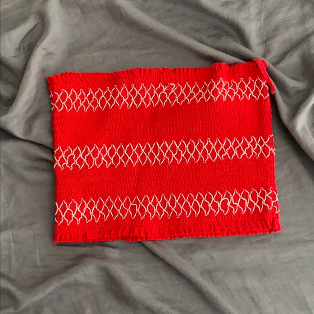 GARAGE RED AND WHITE BANDEAU CROP TOP